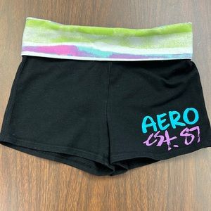 BOGO 🆓 Aero shorts black XS